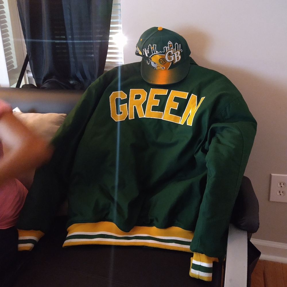 Hat and jacket Green Bay Packers